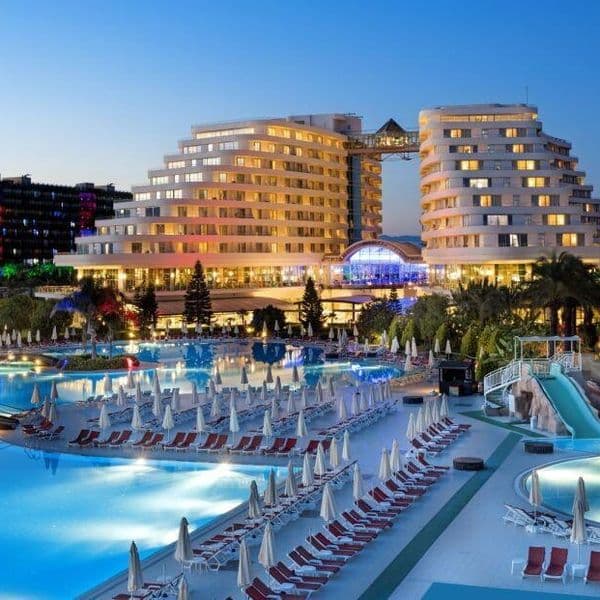 Miracle Resort
