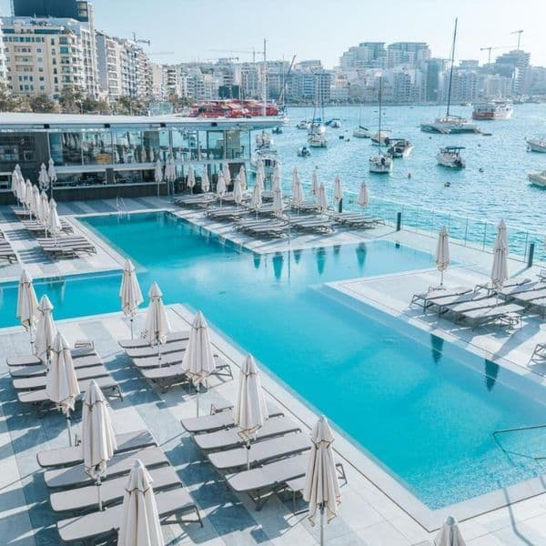 ST Azur