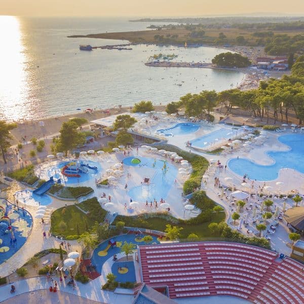 Zaton Holiday Resort
