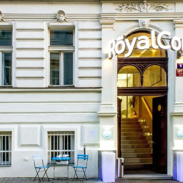 Royal Court Apartments