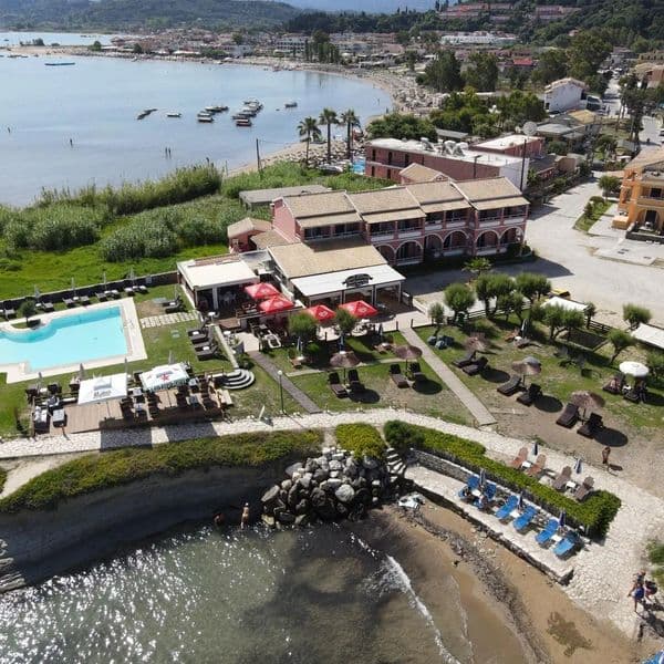 Canal D' Amour Village