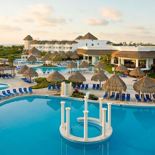 Grand Riviera Princess