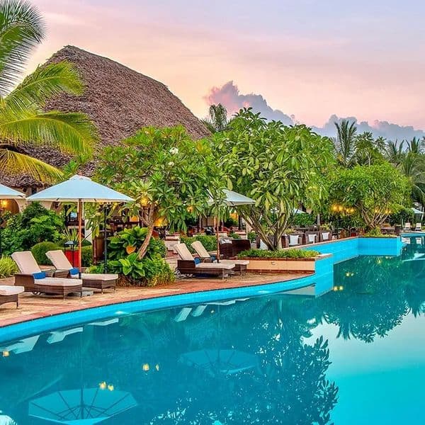 Sea Cliff Resort & Spa