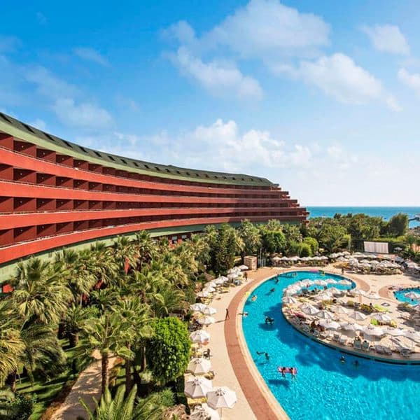 Delphin Deluxe Resort