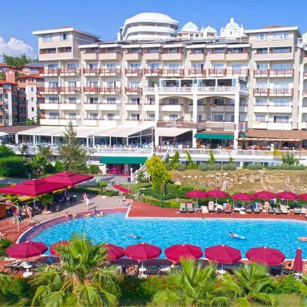 Justiniano Deluxe Resort