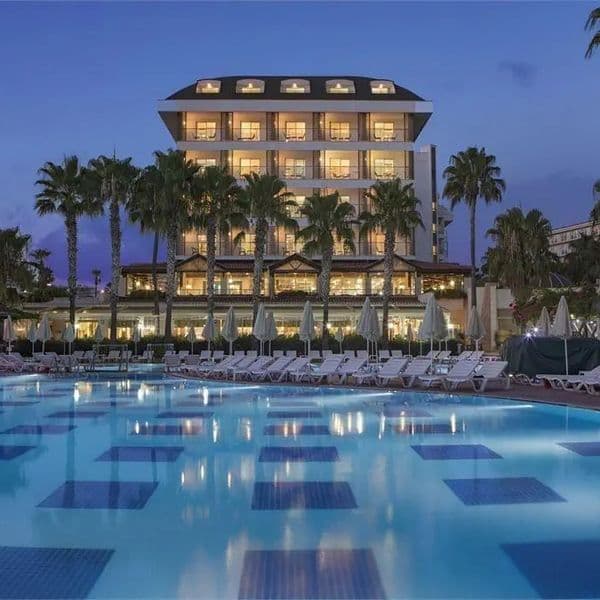 Trendy Palm Beach (Side)