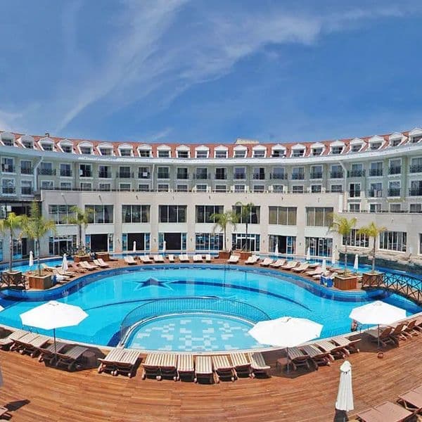 Meder Resort