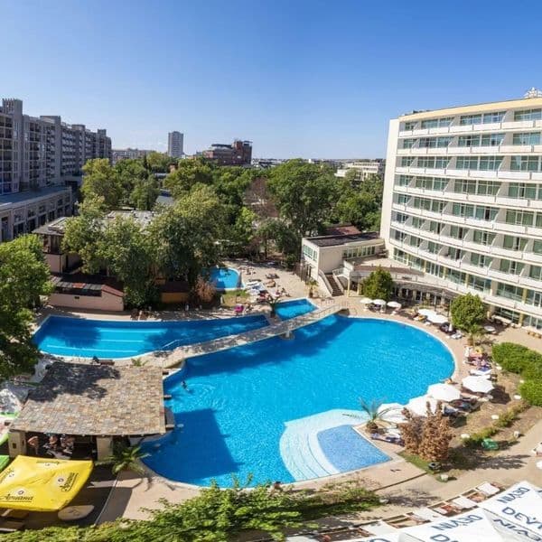 Grand Nirvana (ex. Grand Hotel Oasis)