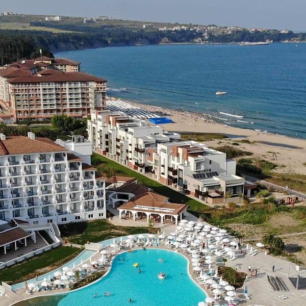 Sunrise Blue Magic Resort