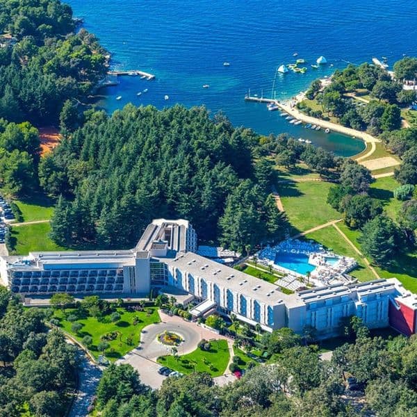 Materada Plava Laguna