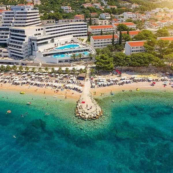 Medora Auri Family Beach Resort (Makarska)