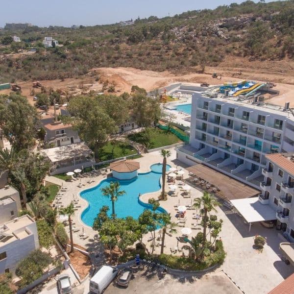 Narcissos Waterpark Resort