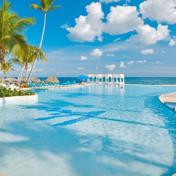 Viva Wyndham Dominicus Beach