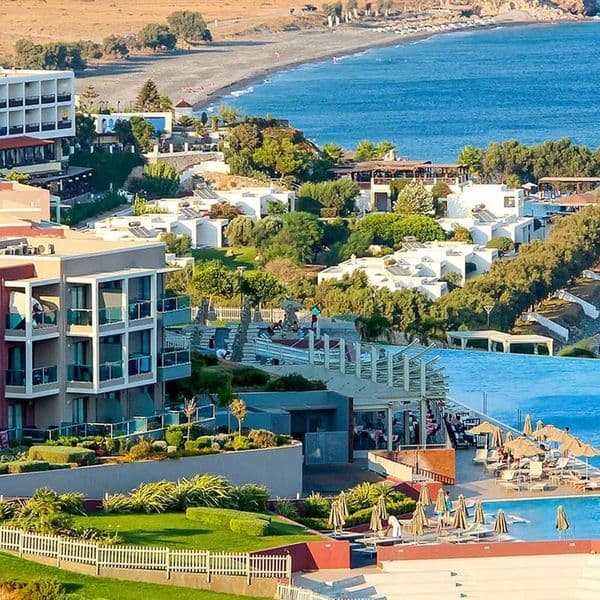 Dimitra Beach Hotel & Suites