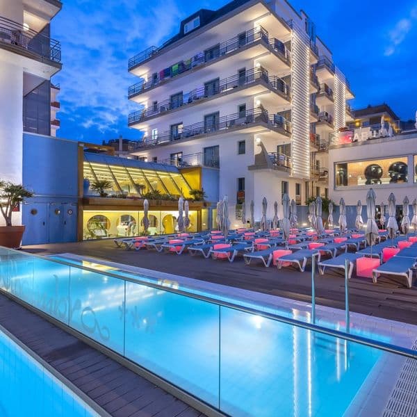 Alhambra (Santa Susanna)