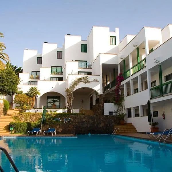 Esquinzo and Monte del Mar