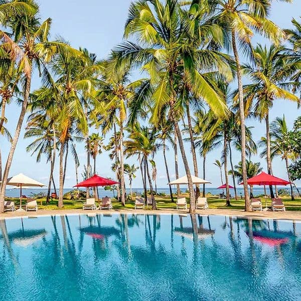 PrideInn Paradise Beach Resort