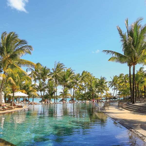 Mauricia Beachcomber Resort & Spa