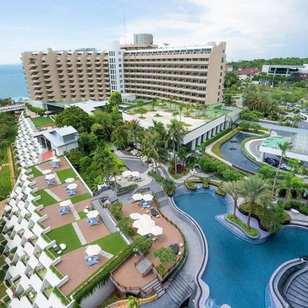 Royal Cliff Beach Terrace