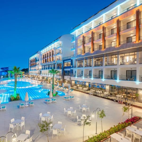 Diamond De Luxe ( Colakli)