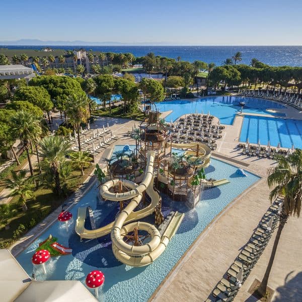 Dobedan World Palace (ex. Alva Donna World Palace)