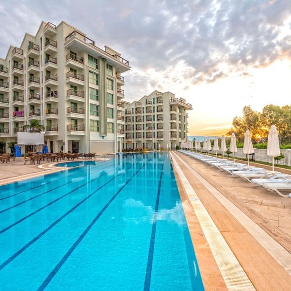 Royal Atlantis Resort