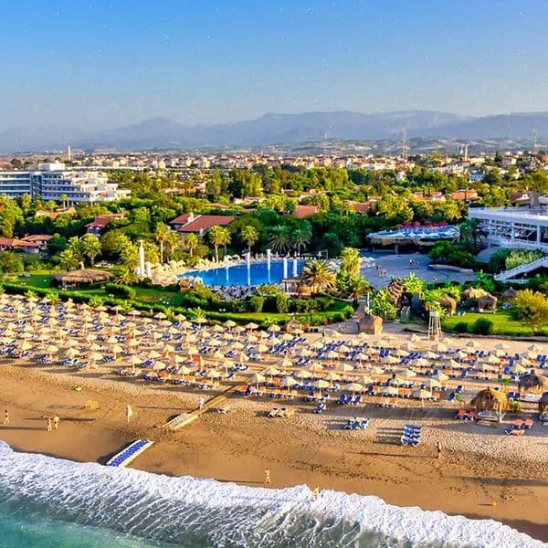 Starlight Resort & Convention Center (Side)