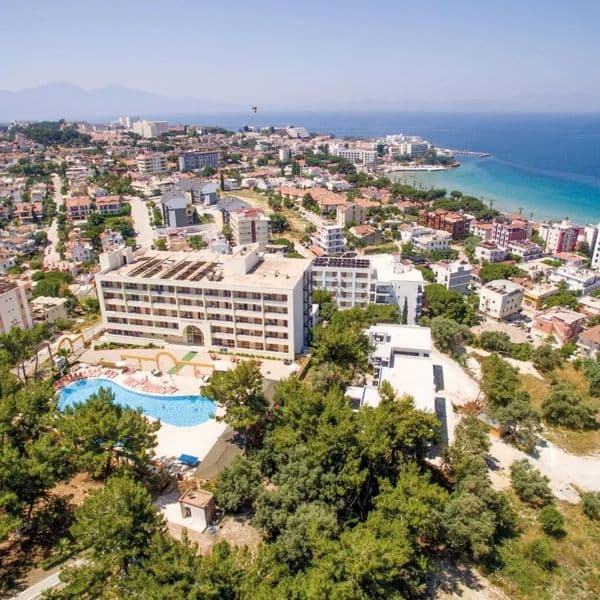 Tuntas Suites Altinkum